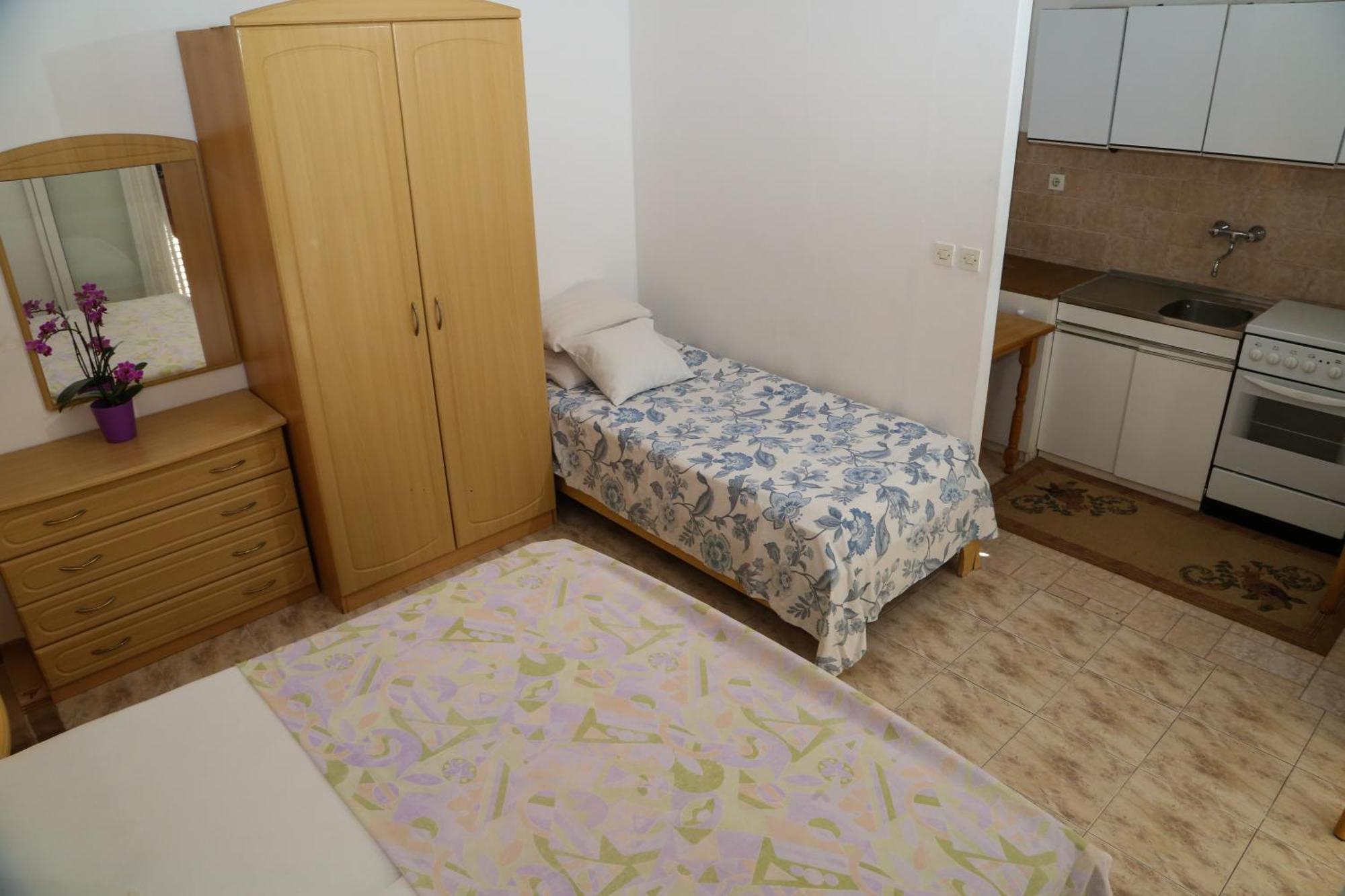 Apartments Butkovic ฮวาร์ ห้อง รูปภาพ