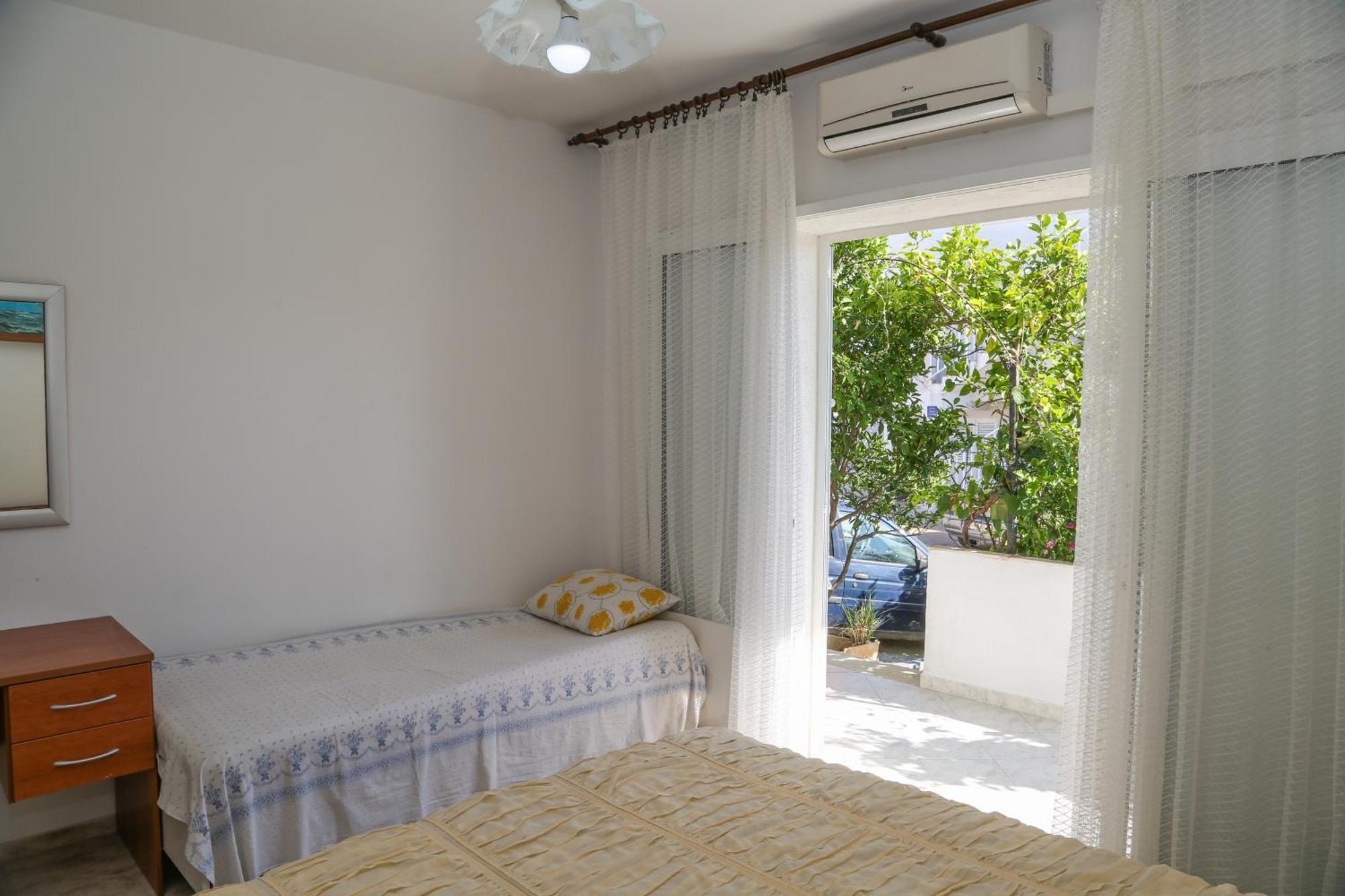 Apartments Butkovic ฮวาร์ ห้อง รูปภาพ